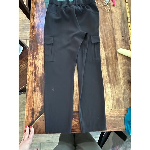 Lululemon Women's Black Ready Set Cargo Pant Size 6 - Picture 6 of 7